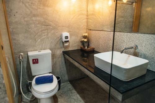 Journey Hostel Surat