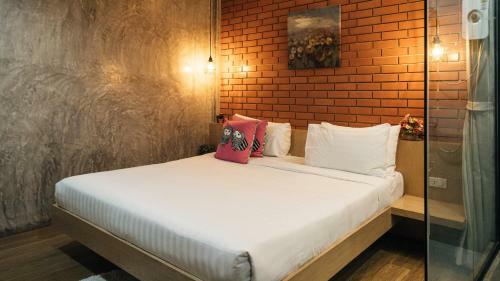 Journey Hostel Surat