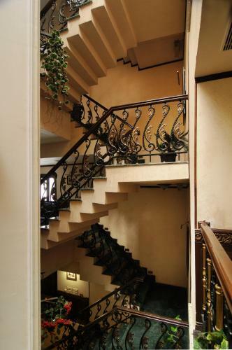 Hotel Diplomat Residency