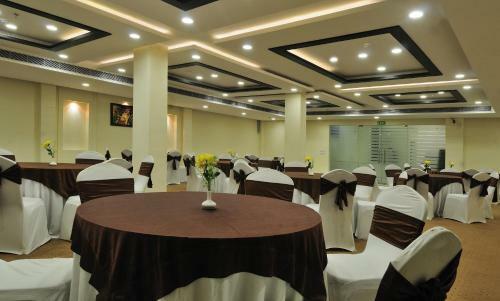 Hotel Mapple Express