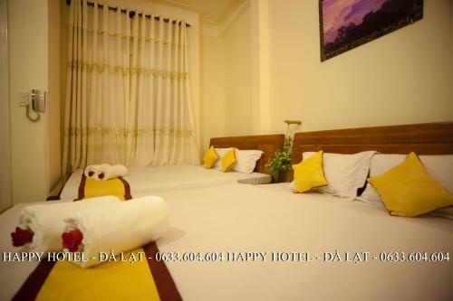 Happy Day 1 Hotel
