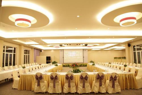 Ttc Hotel Premium Ngoc Lan