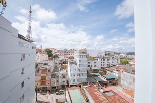 Hostal Thang Lap Hotel