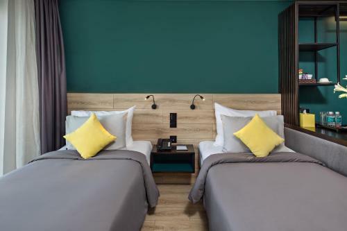 Cherie Hotel