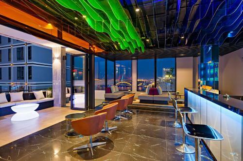 Cherie Hotel