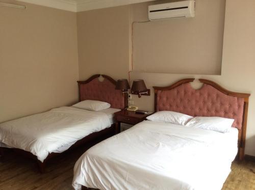 Dreams Hotel