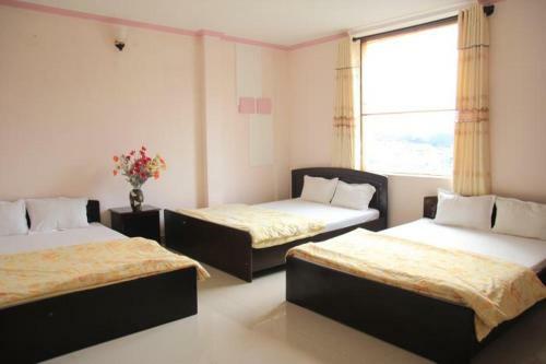 Cam Tu Cau Hotel
