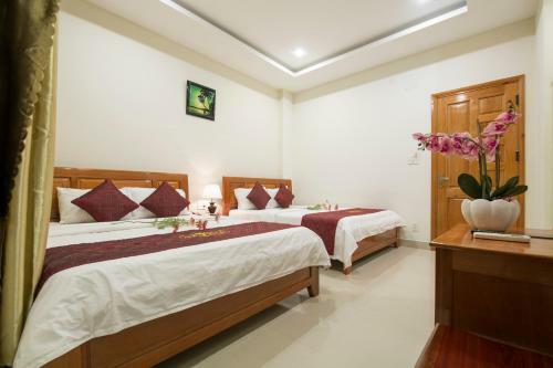Dam Tien Hotel