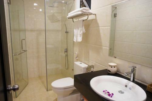 Golden Star Hotel