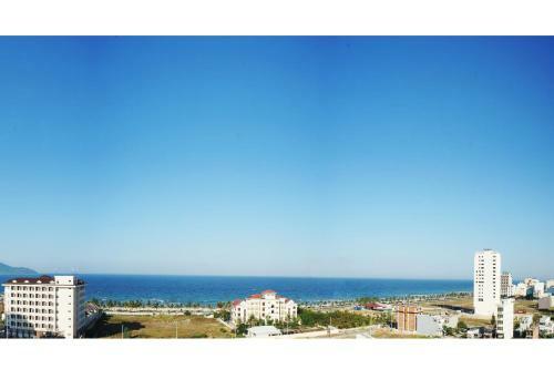 Golden Star Hotel