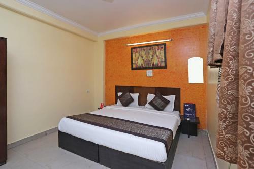 Oyo 10048 Hotel Aditya Inn