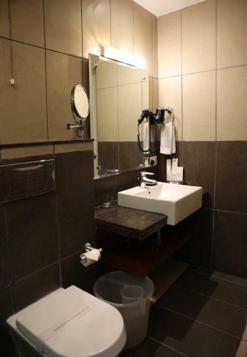 Hotel Ahuja Residency Sunder Nagar