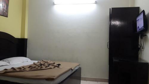 Hotel Shreeram Deluxe