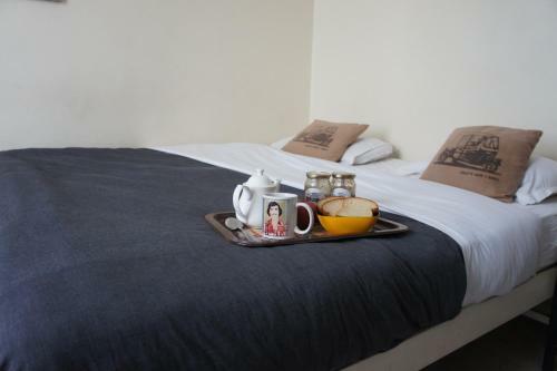 Bed And Cha�