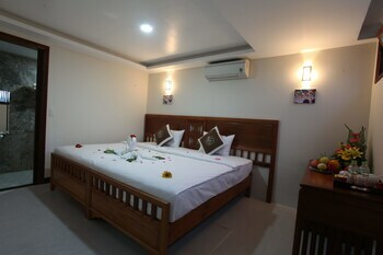 River Palm Villas