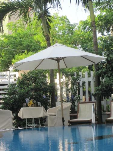 The Moon Homestay