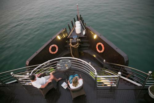 Majestic Halong Cruise