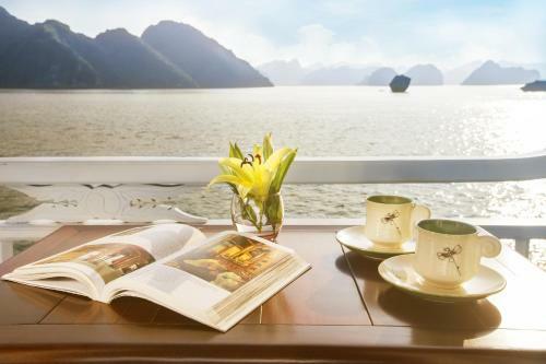 Aphrodite Cruise