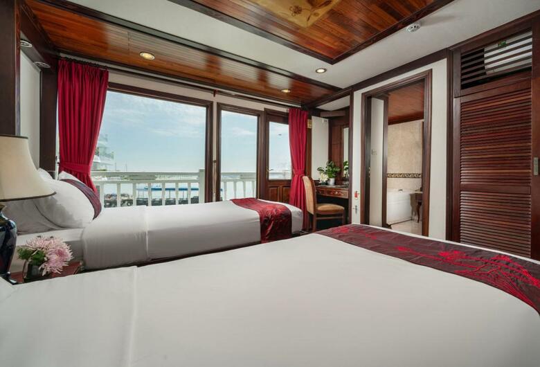 Indochina Sails Cruise