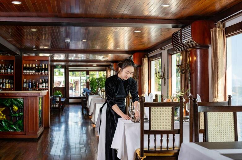 Indochina Sails Cruise