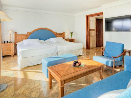 Hotel H10 Blue Mar - S�lo Adultos