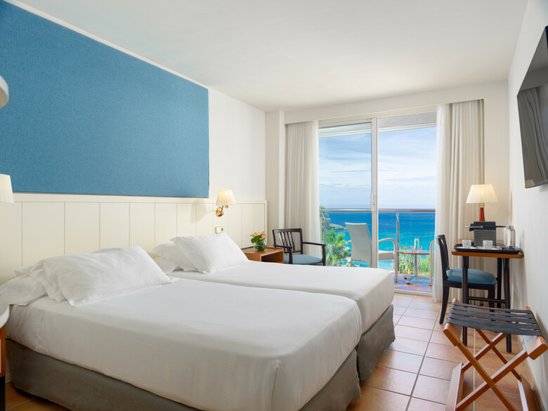 Hotel H10 Blue Mar - S�lo Adultos