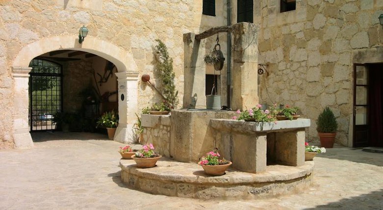Hotel Monnaber Nou