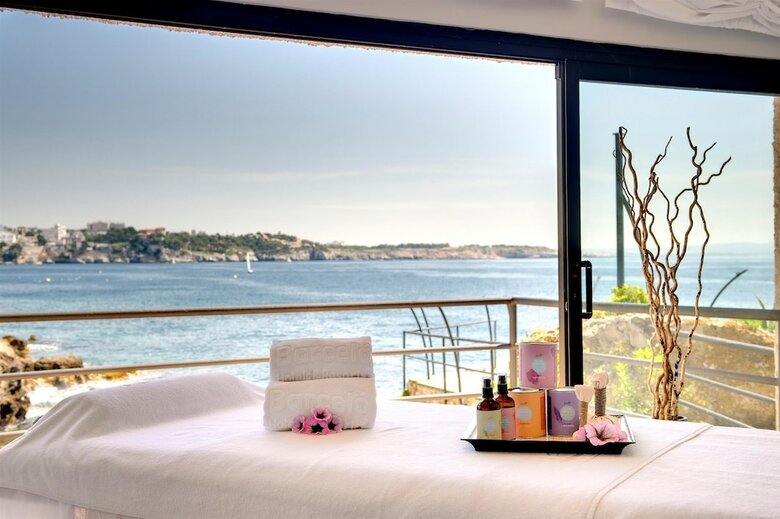 Hotel Barcel� Illetas Albatros - Adults Only