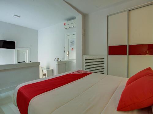 Hotel Emperatriz I