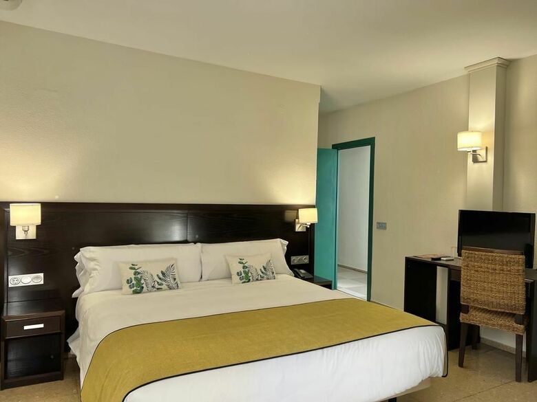 Hotel Itaca Col�n By Soho Boutique