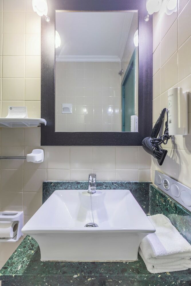 Hotel Itaca Col�n By Soho Boutique