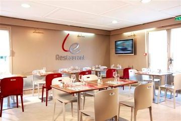 Hotel Campanile Lourdes