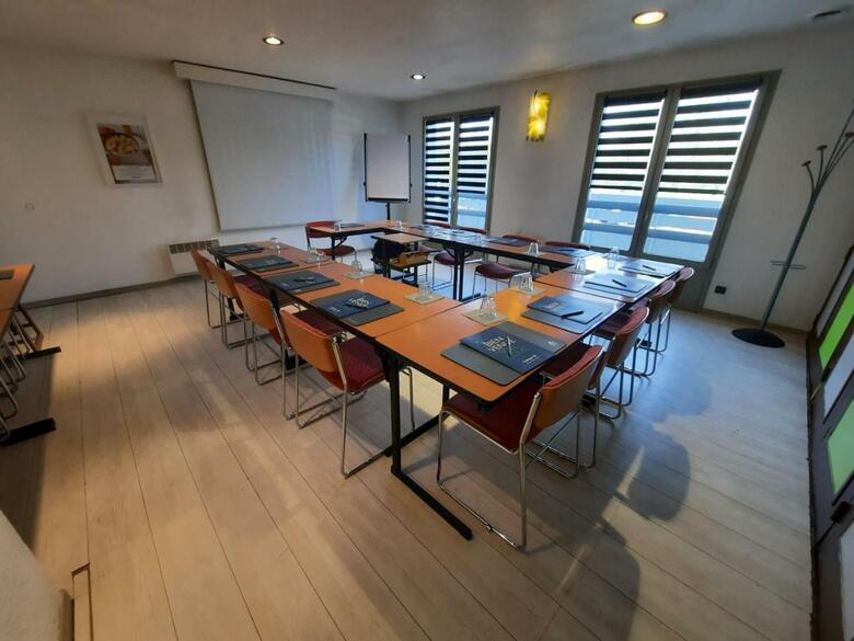 Hotel Campanile Metz Est Technopole