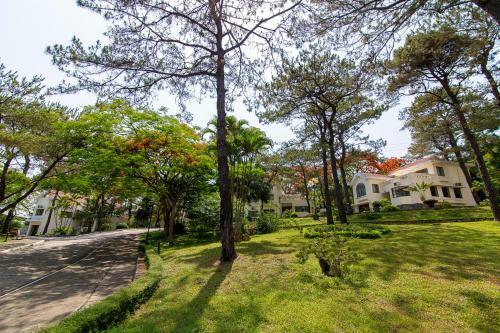 Sai Gon Ha Long Hotel