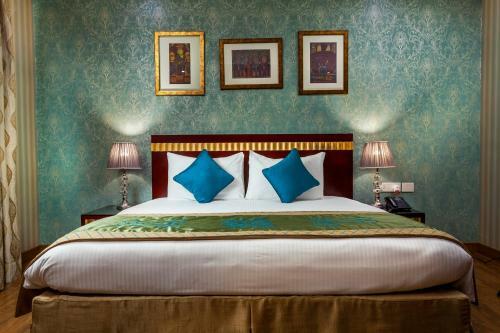 Hotel Justa Atrio