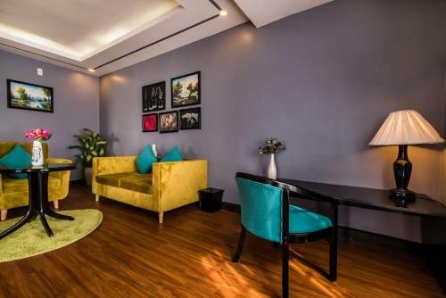 River View Hotel