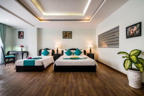 River View Hotel