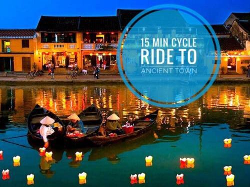 The Moon River Hoian