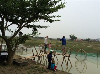 Hotel Riverside Impression Homestay