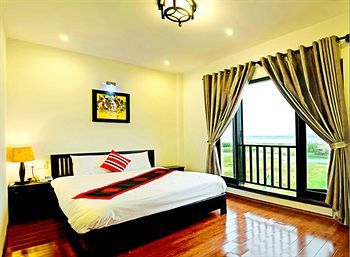 Hotel Riverside Impression Homestay