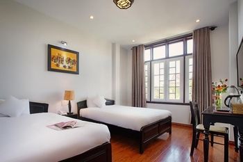 Hotel Riverside Impression Homestay