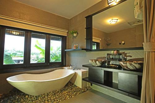 East West Villa