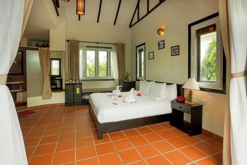 East West Villa