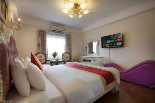 Ruby Hotel