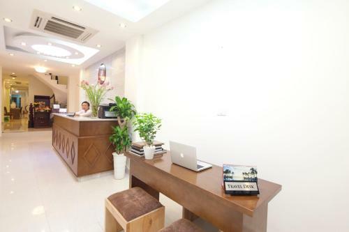 Rising Dragon Legend Hotel
