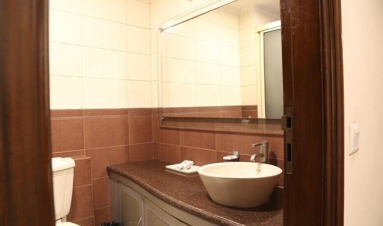 Hotel Chirag Residency