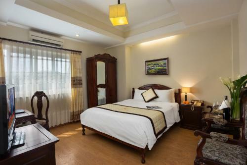 Camellia Hotel