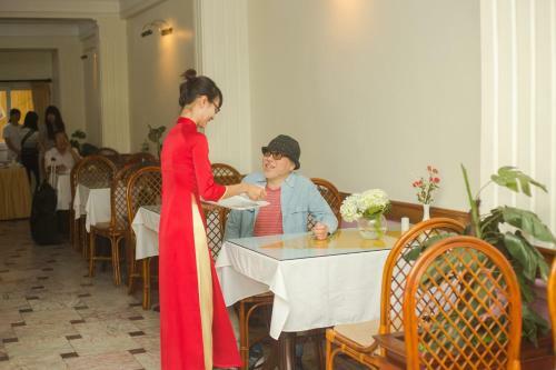 Camellia Hotel