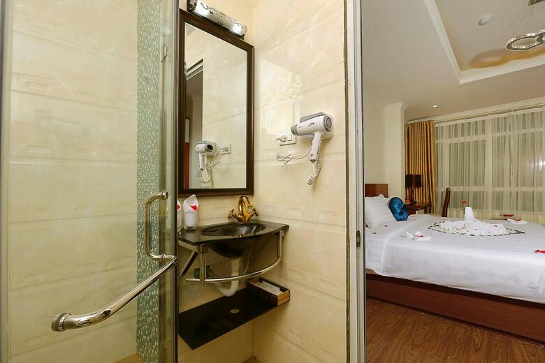 Hanoi Chic Boutique Hotel