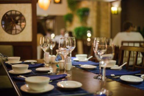 Oriental Suites Hotel & Spa